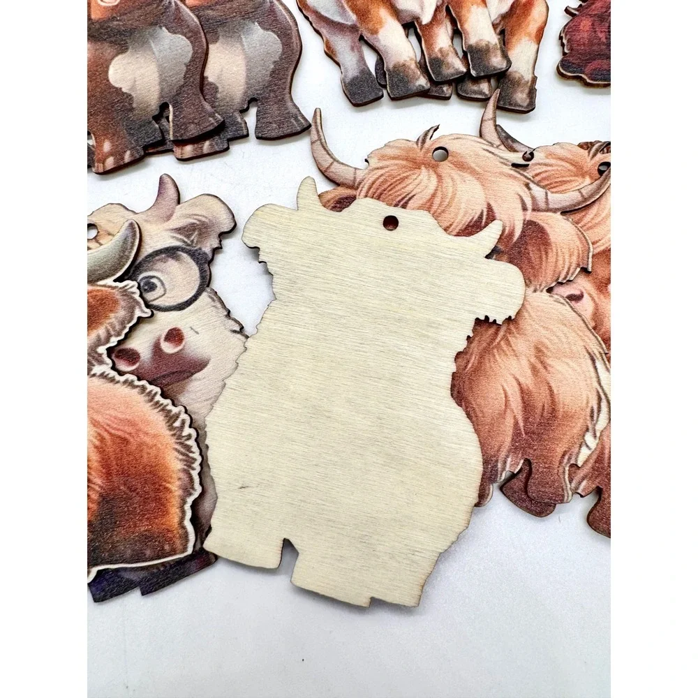 Highland Cow Wooden Ornaments Set Farmhouse Cattle Decor Jute Twine Garland 20pc